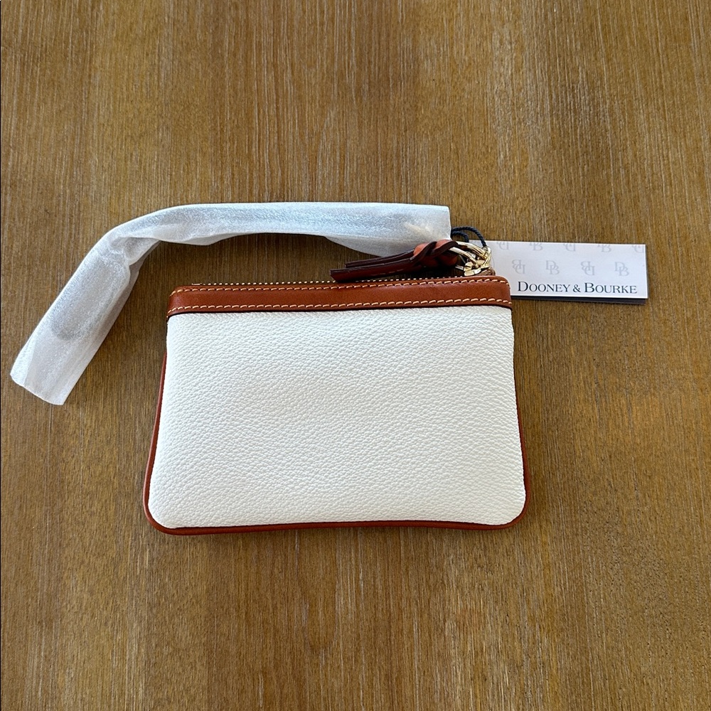 Dooney & Bourke Kirby Medium Wristlet - Picture 2 of 3